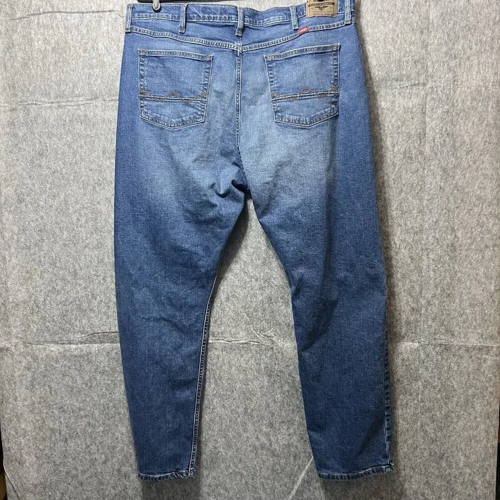 Wrangler Jeans Mens 40x30‎ Athletic Fit Blue Medium Wash